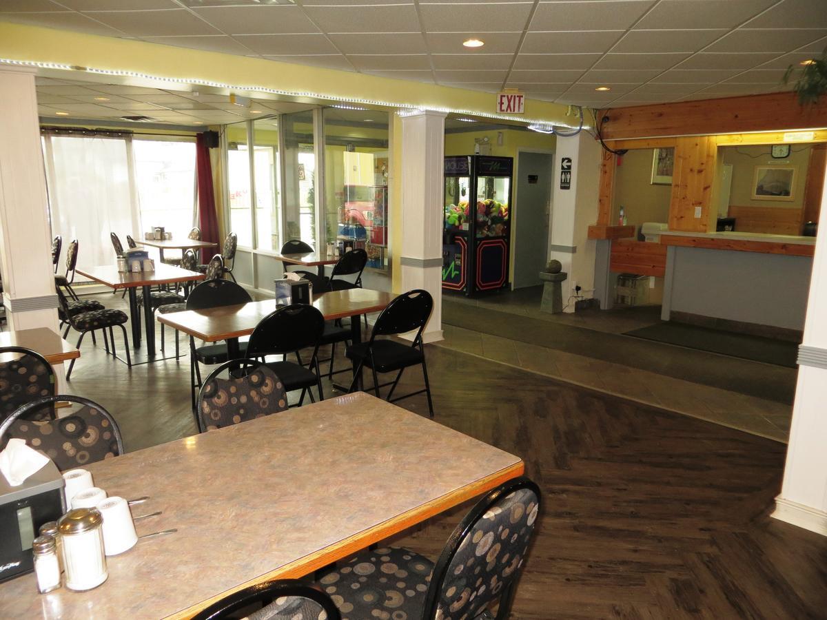 Macklin Motor Inn Exteriér fotografie