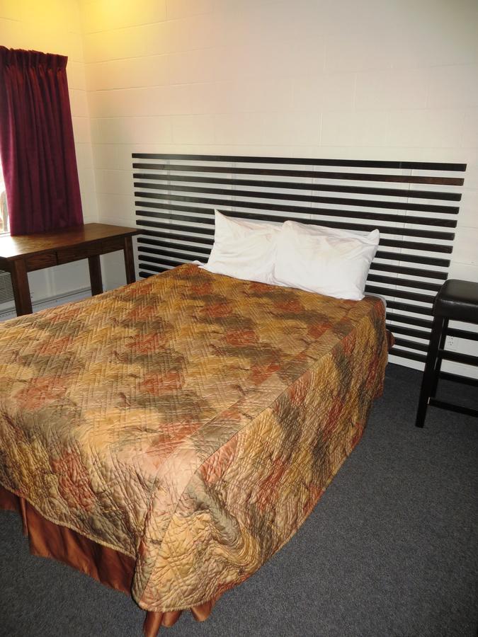 Macklin Motor Inn Exteriér fotografie