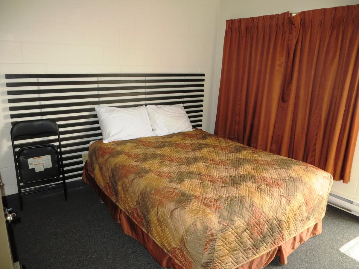 Macklin Motor Inn Exteriér fotografie